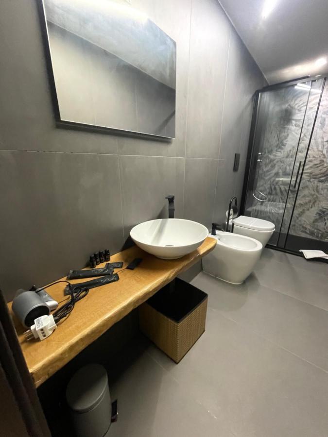 Chiatamone Luxury Home Наполи Екстериор снимка